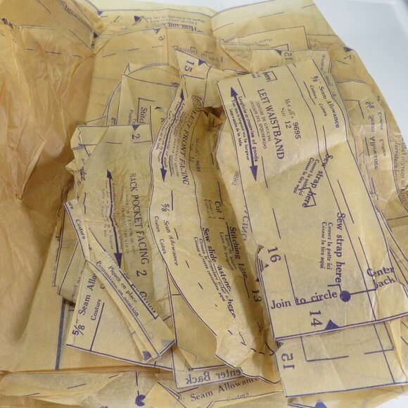 McCalls 9695 clothing pattern (complete) Boys slacks - pants, shirt, shorts - Picture 11 of 11